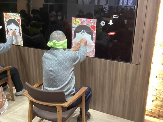 椅子, 窓, テーブル, 部屋 が含まれている画像
AI 生成コンテンツは誤りを含む可能性があります。